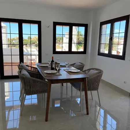 Апартаменты Nueva Andalucia Designer Penthouse Марбелья
