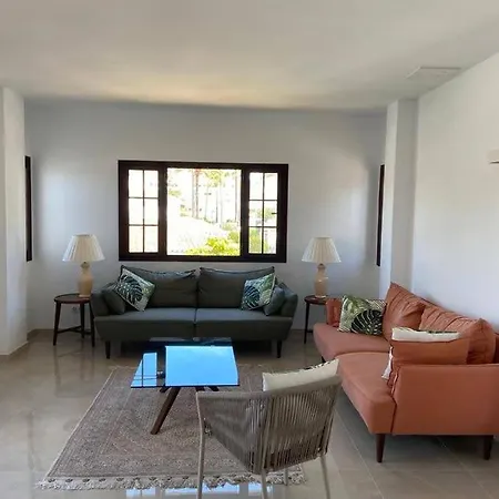 Апартаменты Nueva Andalucia Designer Penthouse Марбелья