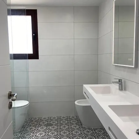 Nueva Andalucia Designer Penthouse * Марбелья